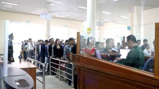 Đẩy mạnh cải cách thủ tục hành chính tại các cửa khẩu: “cú hích” cho phát triển và hội nhập