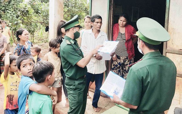 Quan điểm của Đảng về kết hợp quốc phòng, an ninh với kinh tế, kinh tế với quốc phòng, an ninh