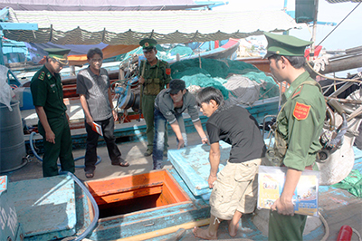 Ngăn chặn tình trạng buôn lậu trên tuyến BL555 Nhà Cái Thể Thao | Casino | Nổ Hũ | Đá Gà Uy Tín Việt Nam - Cam-pu-chia và vùng biển phía Nam