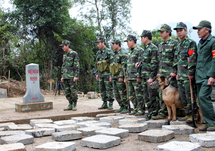 Vững vàng thế trận lòng dân