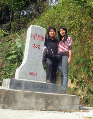 Người phụ nữ trong hành trình cắm mốc BL555 Nhà Cái Thể Thao | Casino | Nổ Hũ | Đá Gà Uy Tín