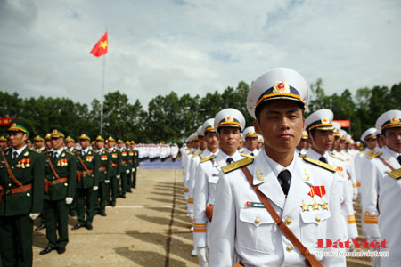 Thực hiện cuộc vận động “Học tập và làm theo tấm gương đạo đức Hồ Chí Minh”,BĐBP ra sức làm theo lời Bác Hồ dạy